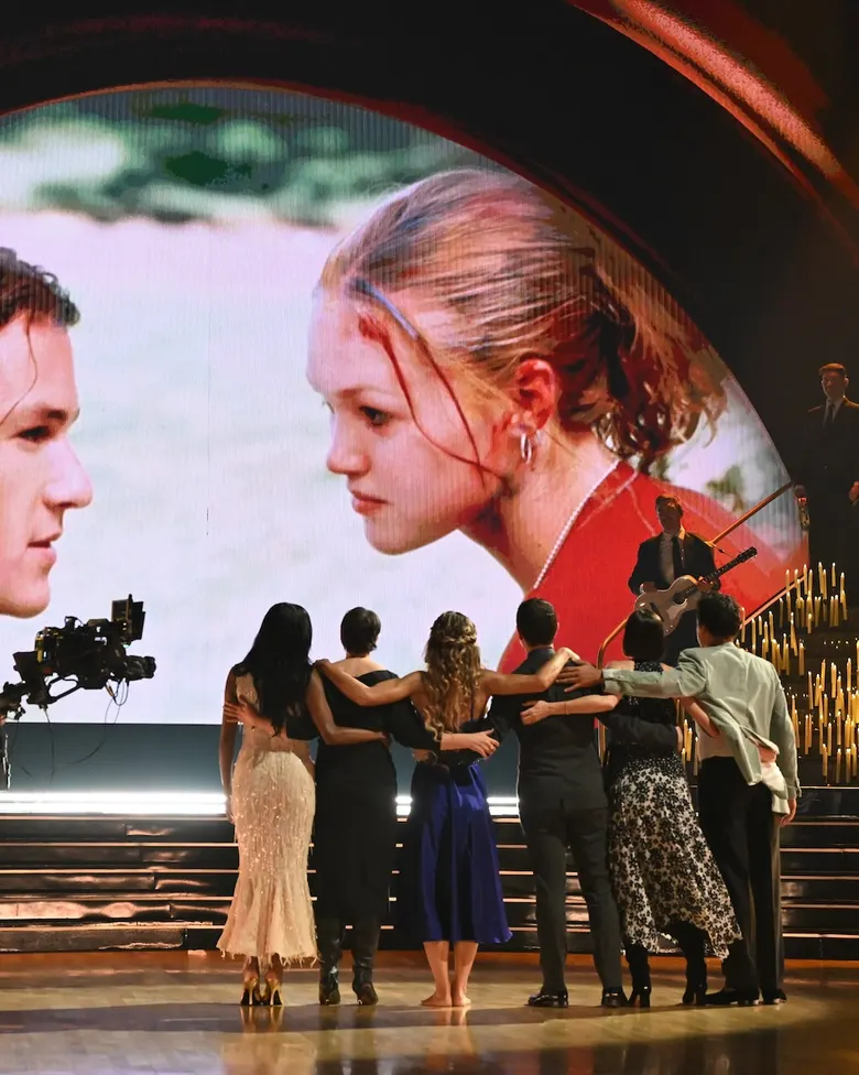 Julia Stiles rikthen kujtimin e Heath Ledger në ‘Dancing With the Stars’